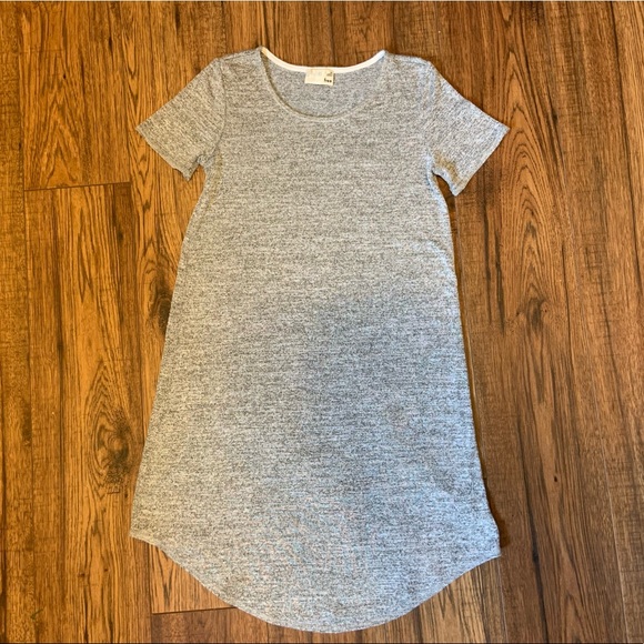 Aritzia Wilfred T-Shirt Dress - Picture 2 of 5
